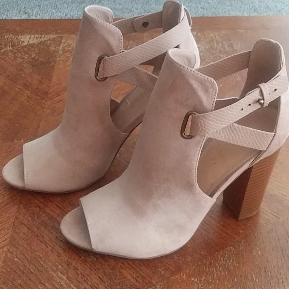 Heel Booties